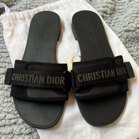 Dio(r)evolution Slide - Picture 2 of 10